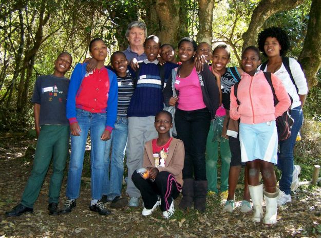 r Barend and Dargle school kids forest
